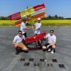 Zespół JetStream z Akademickiego Klubu Lotniczego na zawodach SAE Aero Design West...