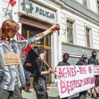 W sobotę odbyła się pikieta wsparcia dla ofiary gwałtu, do którego miało dojść na...