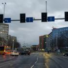 Wrocław: Wypadek na ul. Legnickiej. Auto ścięło latarnię  Autor: Czytelnik