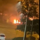 Wrocław: Niebezpieczny pożar samochodów  Autor: Pomoc Drogowa AUTO-HARD