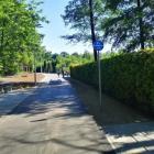 Główne i alternatywne trasy rowerowe to m.in: 
Bystrzycka - Zachodnia - Sikorskiego,...