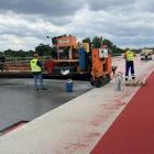 Postępy pracy na moście nad Odrą na Alei Wielkiej Wyspy  Autor: Inwestycje we Wrocławiu