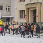 Pikieta anty-poborowa zorganizowana pod siedzibą Wojskowego Centrum Rekrutacyjnego przy...