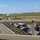 Wypadek na autostradzie A4 pod Wrocławiem. Jedna osoba zakleszczona w aucie  Autor:...