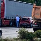 Wypadek na Krakowskiej. Zderzyły się dwie osobówki i tramwaj  Autor: Bartłomiej Rowiński