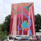 Nowy mural we Wrocławiu: „Kolibry wiążące wirusa”  Autor: Jakub Jurek