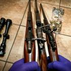 Policjanci rozbili międzynarodowy gang handlujący bronią.  Autor: CBŚP