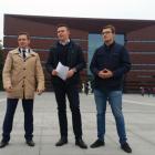 od lewej: Michał Jaros (Nowoczesna), Mateusz Jędrachowicz  i Mateusz Żak (Nowy Wrocław)...