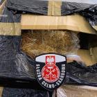 KAS przechwyciła tytoń i marihuanę wysłaną pocztą i kurierem  Autor: Krajowa...