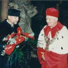  Roman Duda  w tych samych wyborach do Senatu, też z listy KO, uzyskał  328 538...