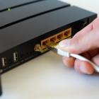 Przenośny router wifi Huawei z ładowarką, nr pociągu 69508, Wrocław Główny, znaleziono...
