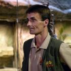 Pan Andrzej we wrocławskim zoo opiekuje się małymi ssakami  Autor: Wojciech Bolesta