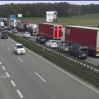 Gigantyczny korek do Wrocławia. Autostrada A4 stoi  Autor: traxelektronik
