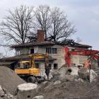 Wilcza 38.  Jest to dawna willa Josepha Mitterlechnera, do około 2007 r. budynek...