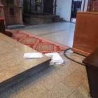 Mężczyzna zdewastował Katedrę św. Marii Magdaleny we Wrocławiu  Autor: Straż Miejska...