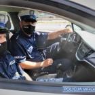 Mężczyźnie pomogli policjanci z Wrocławia  Autor: KMP we Wrocławiu