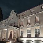Pałac Witaszyce nocą