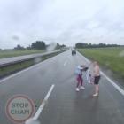 Kłótnia na autostradzie  Autor: Stop Cham