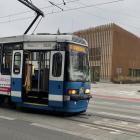 Kłopoty pasażerów MPK Wrocław: Wypadek tramwaju i autobusu miejskiego  Autor: Pasażerka...