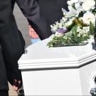 Widmowy kondukt żałobny
 
Widmowy kondukt żałobny zwiastujący śmierć jednego z...
