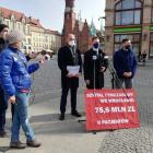 Posłowie opozycji po kontroli w szpitalu  Autor: Marta Gołębiowska