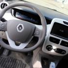 W marcu na ulicach Wrocławia pojawi się 40 nowych samochodów Renault ZOE  Autor: Artur...