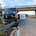 Autostrada A4 zablokowana po wypadku ciężarówki  Autor: Ochotnicza Straż Pożarna Krzyżowa