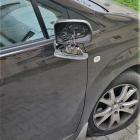 Półnagi mężczyzna uszkodził auto.  Autor: Policja wrocławska
