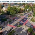 Ul. Pomorska od lat jest jedną z najbardziej dziurawych dróg we Wrocławiu. Teraz ma się...