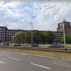 Krasińskiego koło placu Dominikańskiego - gmach poczty na dawnym cmentarzu garnizonowym...