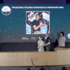 kadr z nagrania połączenia z polskim astronautą. mat. UWR 