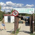 Osiedlowe targowisko przy Bacciarellego na Bartoszowicach / fot. Jakub Jurek