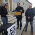 Premier w oślej ławce  Autor: Bartosz Senderek