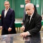   PRAWO I SPRAWIEDLIWOŚĆ  

 PiS ani nie traci, ani nie zyskuje. Nadal miałoby czterech...
