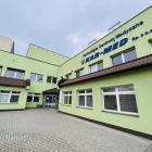 Tutaj Rafin Developer chce postawić blok. Na działce działa przychodnia Kar-Med  Autor:...