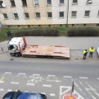 Kłopotliwy fragment ulicy. Deweloper odjechał, Orange ma posprzątać?  Autor: Czytelnik