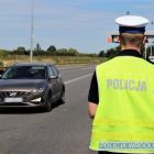 Sprawdzali, czy ludzie zachowują dystans. Posypały się mandaty  Autor: Policja Wrocław