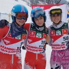 Iwona Kohut (w środku).  Autor: Michał Szypliński (skifoto.pl)