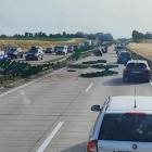 Autostrada A4 znów zablokowana. Tir uderzył bariery, rozlany płyn  Autor: Tomek Arcisz