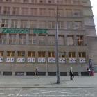 Ten budynek zna każdy wrocławianin  Autor: Google Street View