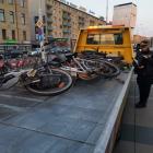 Rowerowe wraki znikają z ulic. Jednoślady można później wykupić z parkingu  Autor:...
