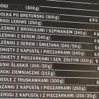   Mewa &nbsp; Z 15 zup wymienionych na tablicy dostępne były dwie: kapuśniak za 5,79 zł...