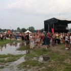 Festiwal Letnie Brzmienia we Wrocławiu zamienił się w jedną wielką kałużę
