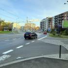 Wrocław: Jagiełły po remoncie. Zwężenie na środku skrzyżowania  Autor: mk