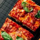 Pizzeria Blacha przy ul. Jedności Narodowej 62 - wciąż działa, ale właściciele powoli...