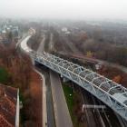 Budowa wiaduktu nad ul. Robotniczą we Wrocławiu miała zakończyć się po półtora roku....