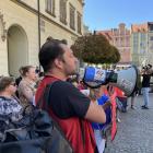 Protest pracowników socjalnych przed Ratuszem  Autor: Jakub Jurek