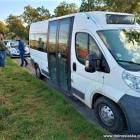 Wycieńczeni nielegalni imigranci leżeli na podłodze busa  Autor: Policja Dolnośląska