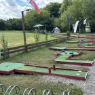 Golf
 
Tuż przy Parku Grabiszyńskim znajduje się Rodzinne Centrum Golfa. To publiczne...