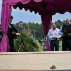 W ceremonii ponownego pochówku wzięli udział przedstawiciele dwóch Kościołów.  Autor:...